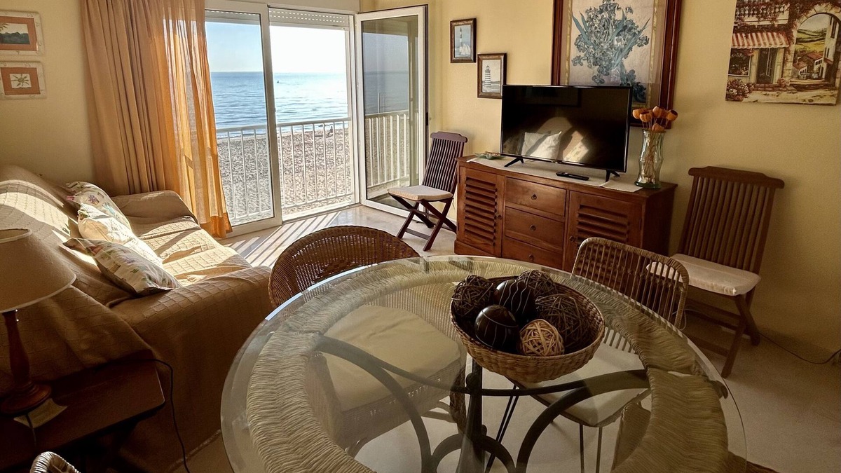 Oliva Apartment | Sea Beach House