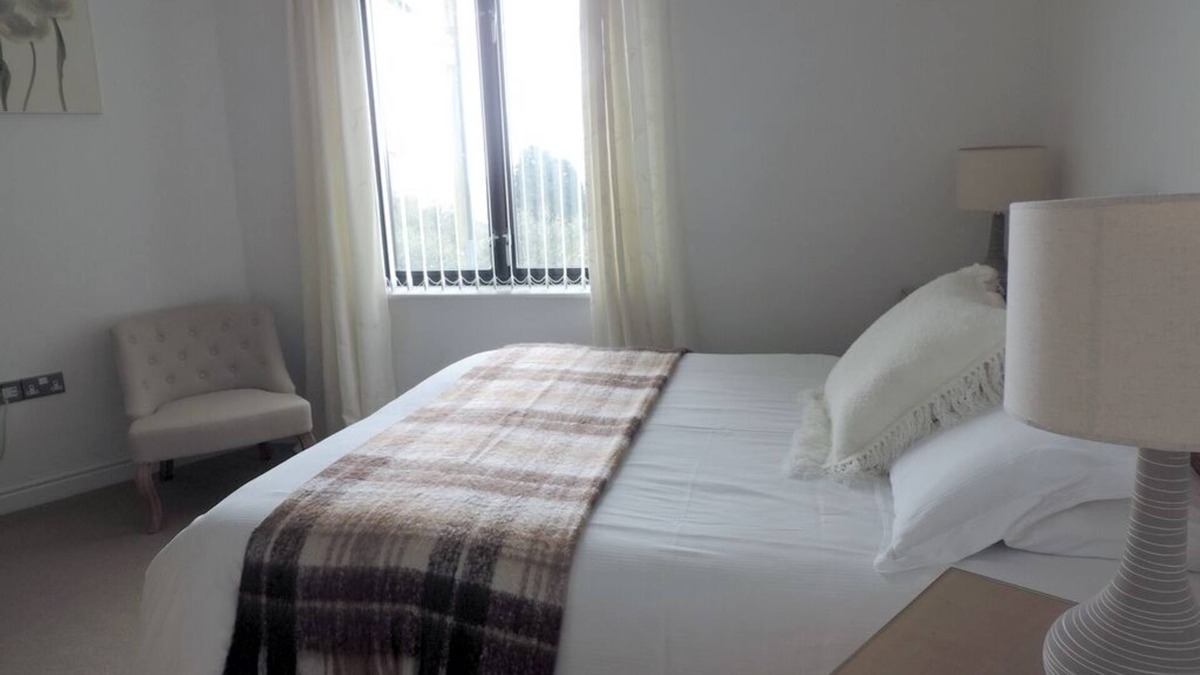 Boscundle Apartment | Sea Breeze Apartment “near the Eden Project”