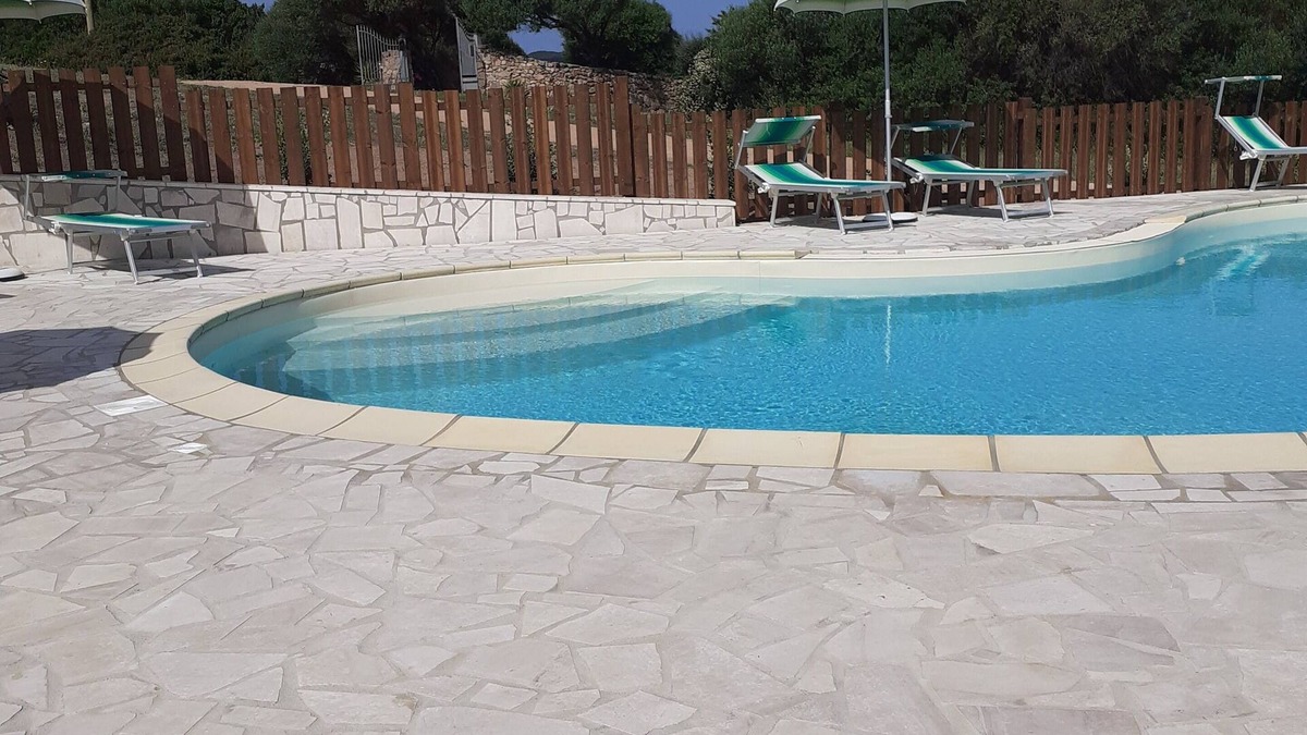 Aglientu Apartment | Sea breeze apartment with swimming pool and sea view, air conditioning,