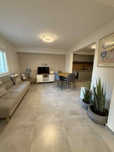 Korinthos Apartment | 'Sea Breeze' Korinthos