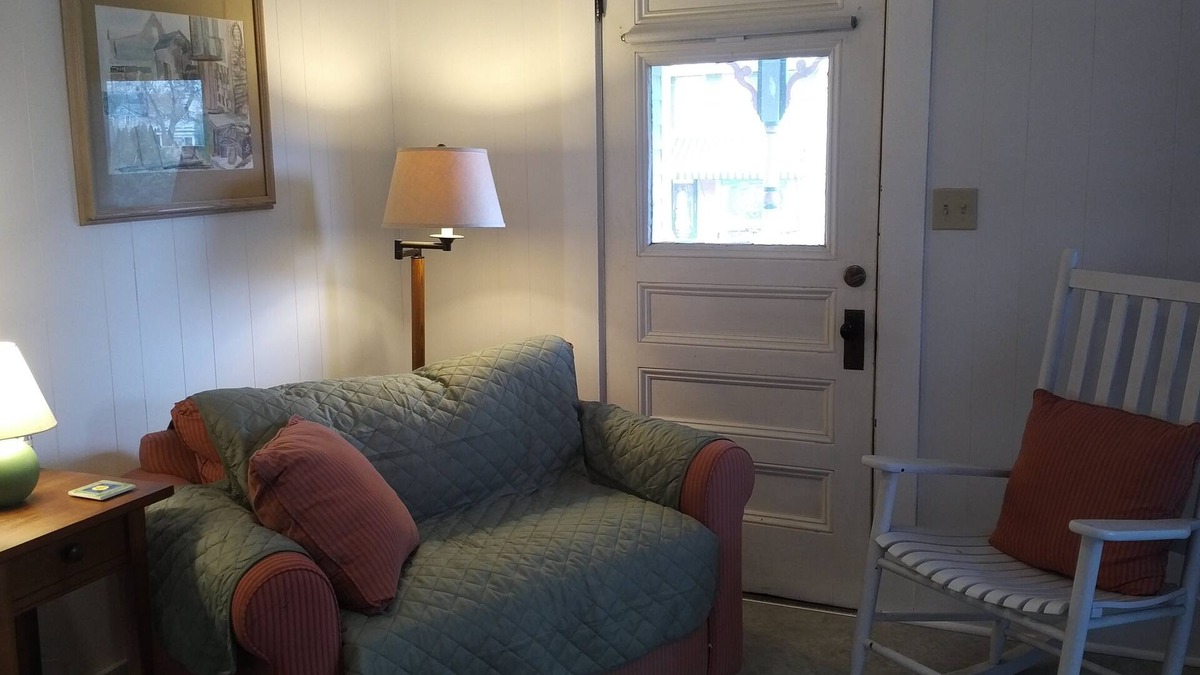 Vineyard Haven Apartment | Sea Captain's Victorian studio bedroom apartment. Pets OK
