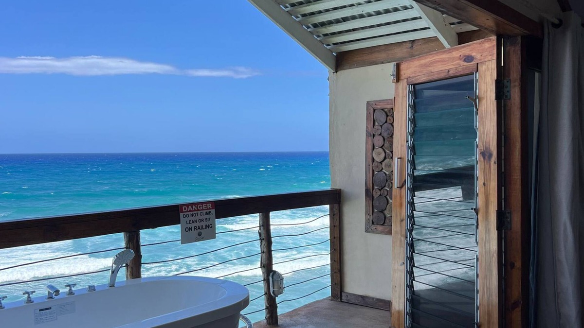 Long Bay Hotel | Sea Cliff Resort