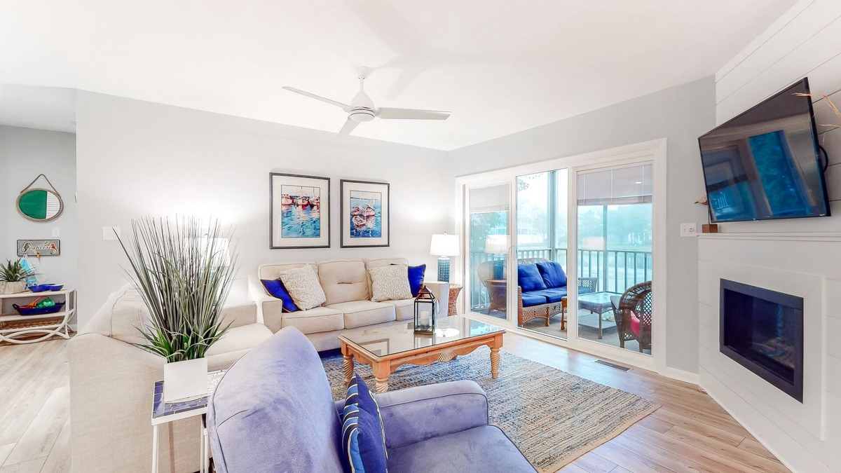 Bethany Beach Condo | Sea Colony Tennis First-Floor Condo w/Lake View, Basketball Court & Free WiFi