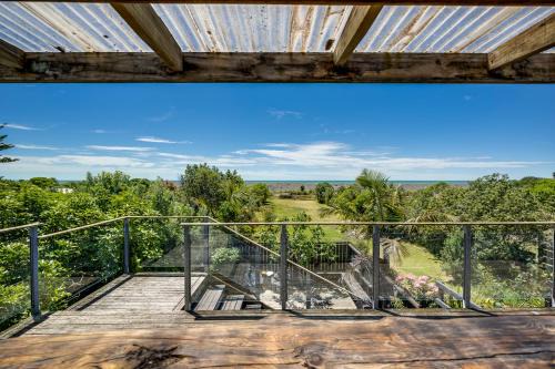 Haumoana House | Sea Deck Haven - Hastings Holiday Home