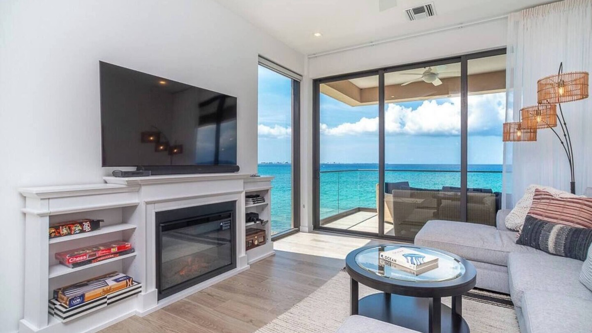 Northwest Point Condo | Sea Dreams 3-Contemporary Condo w/panoramic views