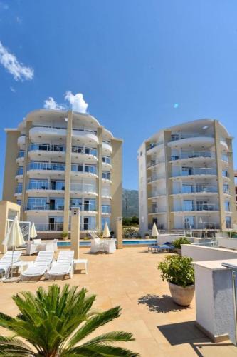 Bar Apartment | Sea Dreams Apartments