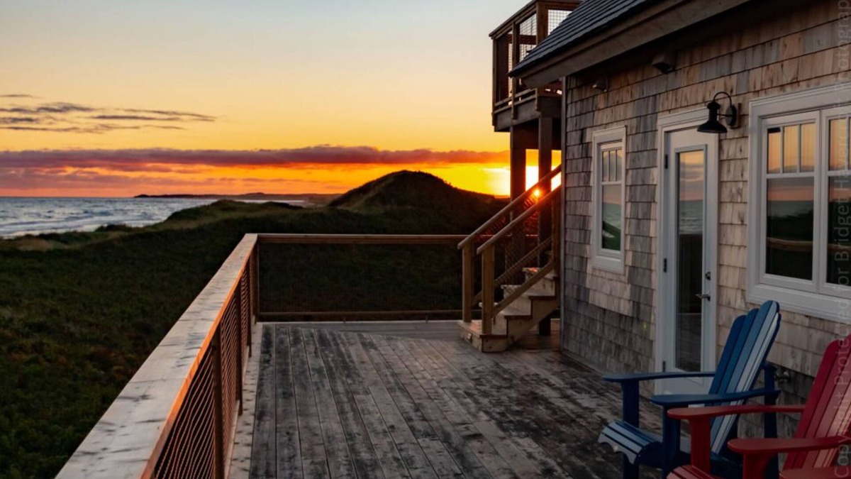 Morell Cottage | Sea Dunes Beach House Stunning Beach Front Luxury. June&Sept 2025 availability