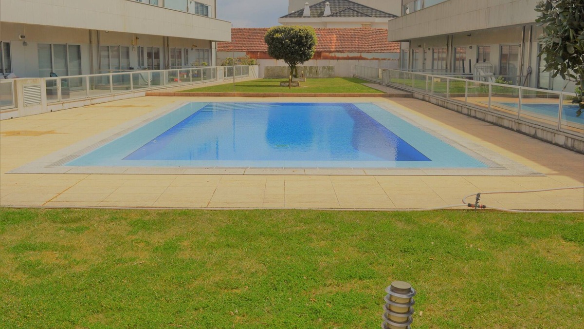 Lavra Apartment | SEA FRONT APARTMENT, TWO BEDROOMS AND BATHROOMS, SWIMMING POOL AND SANDY BEACH