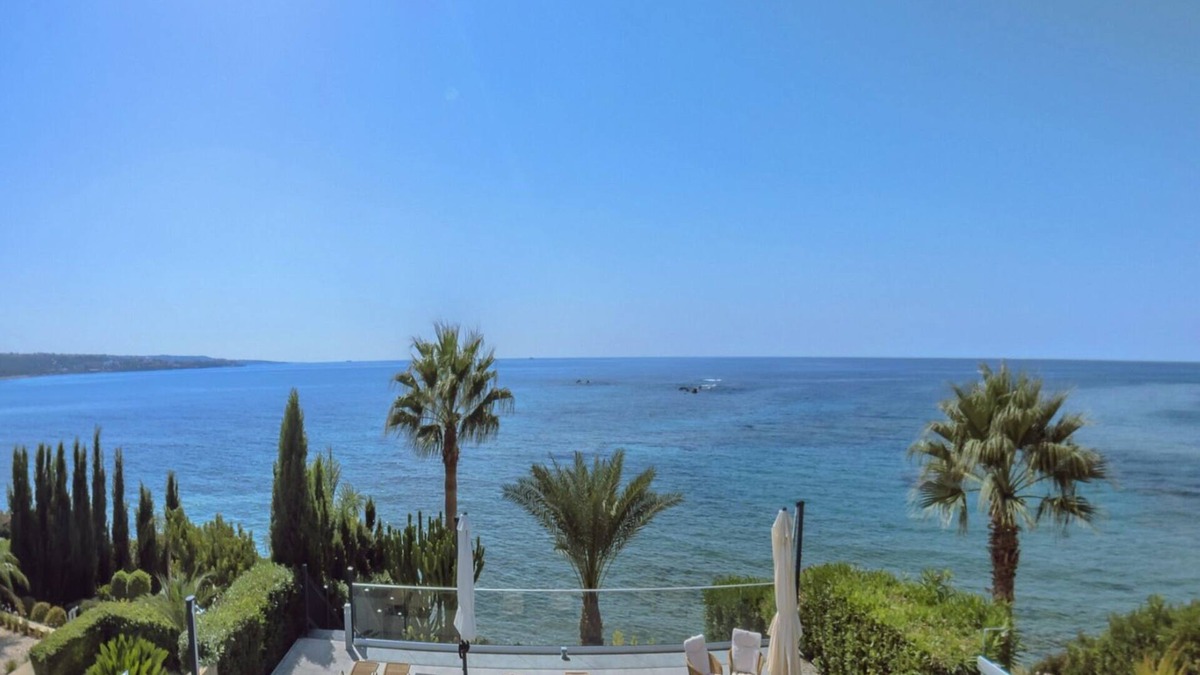 Old Town Villa | Sea Front1st Line Modern Villa in the Heart of Coral Bay Paphos FREE HEATED POOL