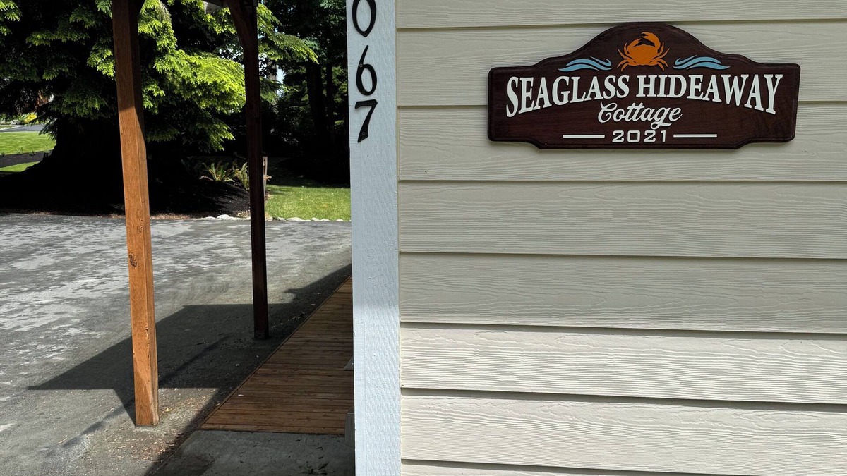 Camano Island Cottage | Sea Glass Hideaway