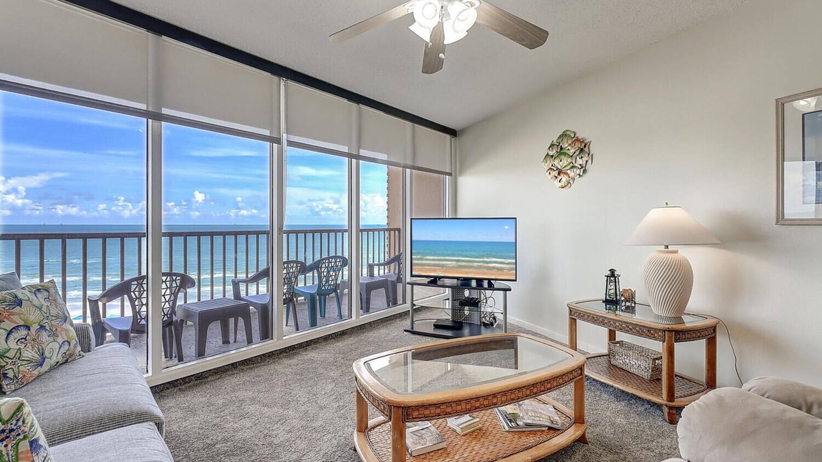 Port Aransas Condo | Sea Gull #704: Beachfront 2 Bedroom 2 Bathroom With Spectacular Views and 24 Hour Management