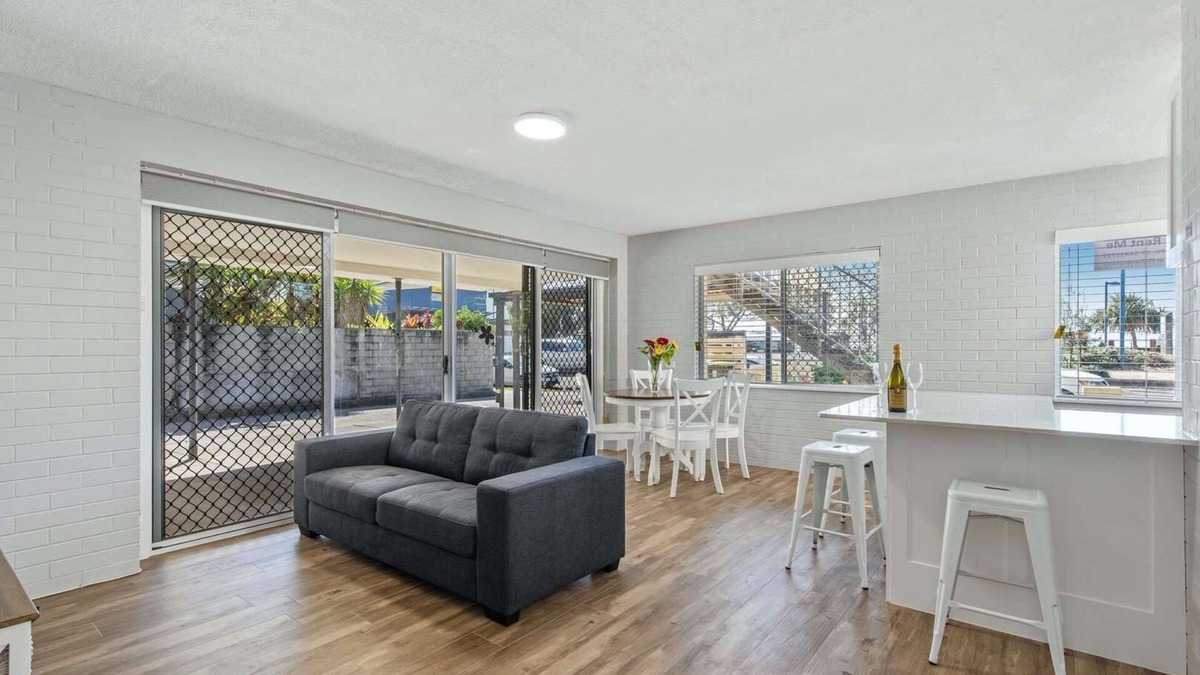 Maroochydore Apartment | Sea-Hi 2 Bedroom Beach Side Apartment