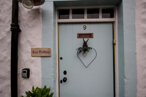 Aberdour House | Sea Hollies