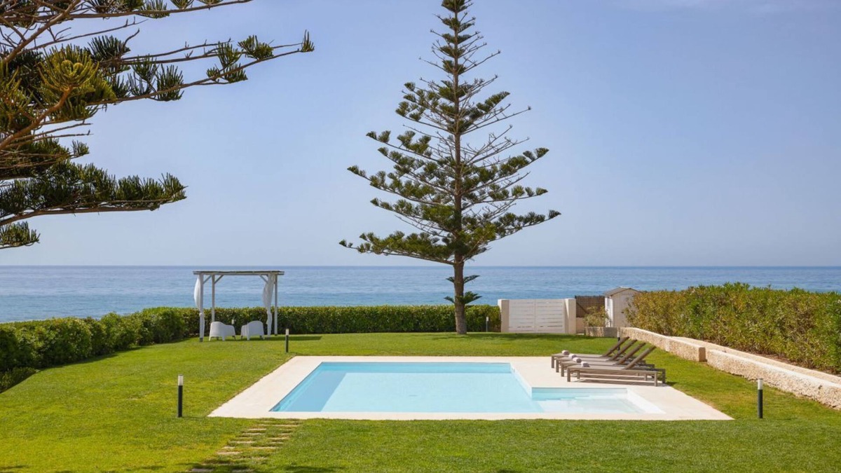 Marina di Modica Villa | Sea Home - Villa with pool by the sea