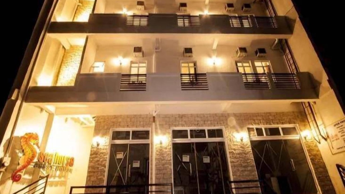 Coron Town Proper House | Sea Horse Guest House