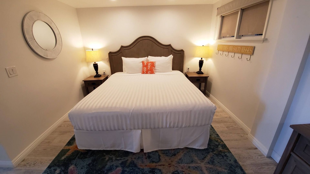 San Clemente Apartment | Sea Horse Resort - Villa Ocean Front One Bed Ste - King Deluxe [2. 3}