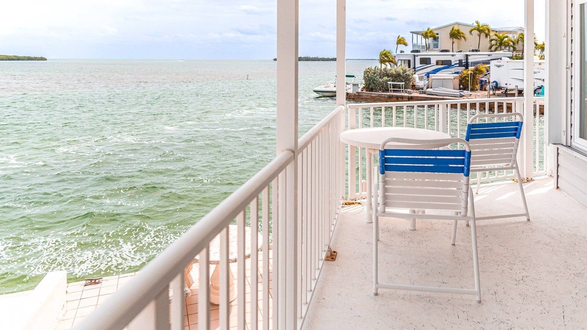 Cutthroat Harbor Estates House | Sea La Vie #197 - Oceanfront, Big Boats Welcome Here!