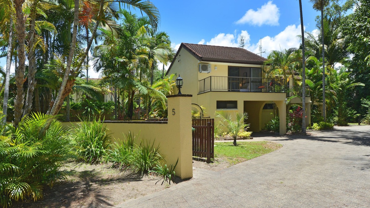 Port Douglas Villa | Sea la Villa Port Douglas