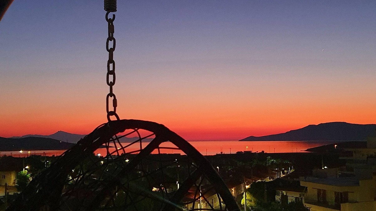 Lavreotiki Apartment | Sea & Mountain View - Family-friendly - with office