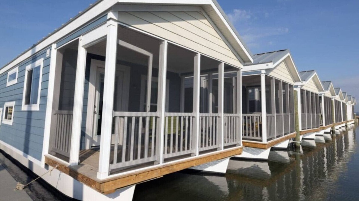 Ocean City Boat Rental | Sea Rocket Houseboat's