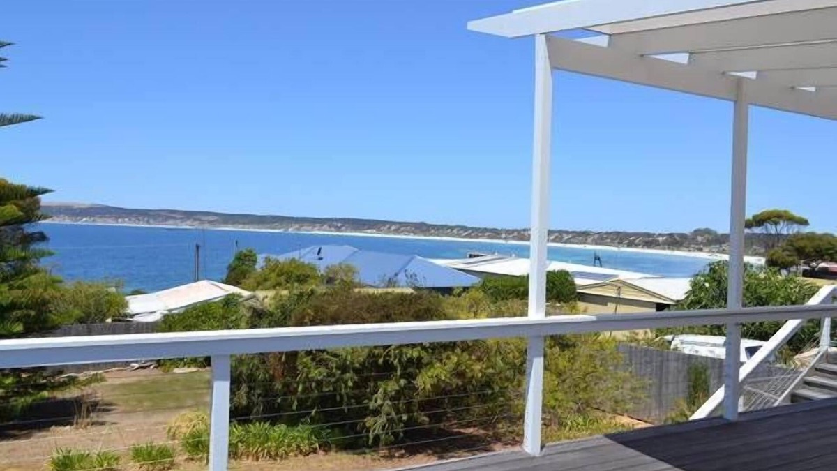 Emu Bay House | Sea's The Day - Emu Bay Kangaroo Island