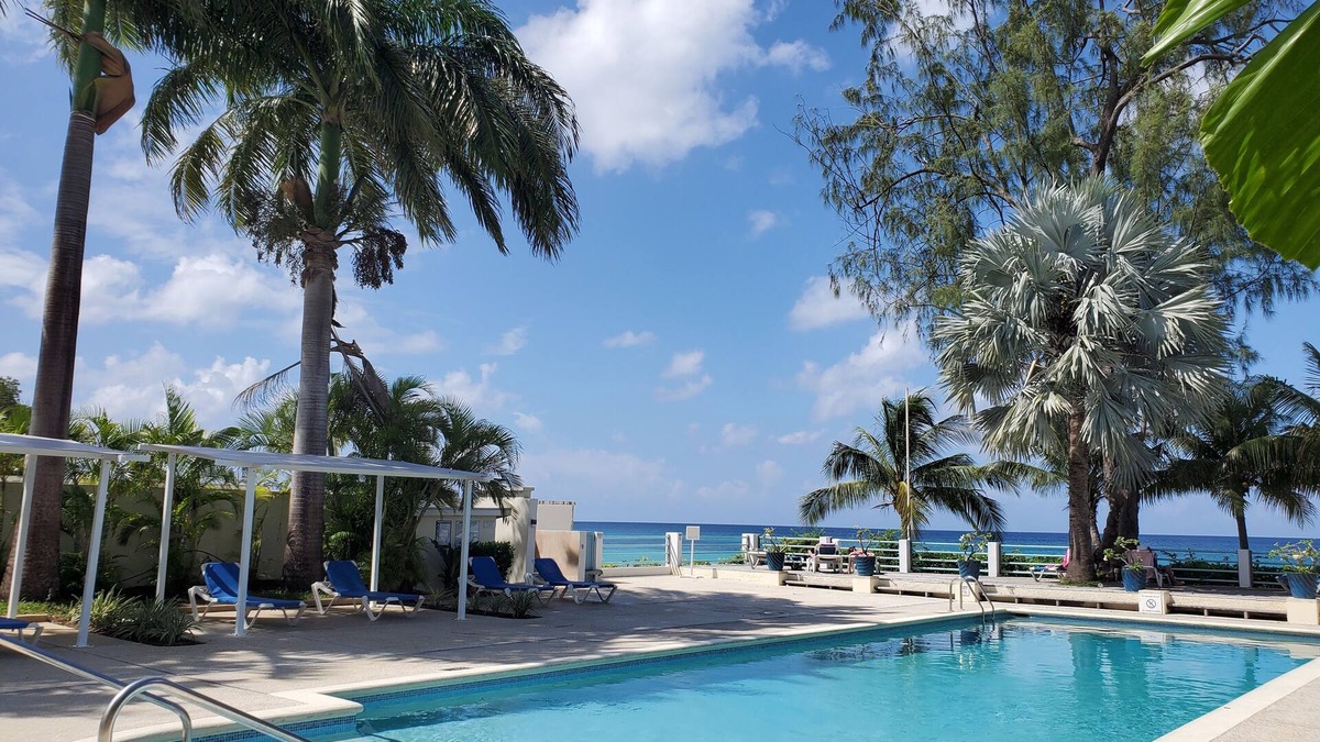 Sunset Crest Cottage | Sea Salt Cottage w/ Beach Club