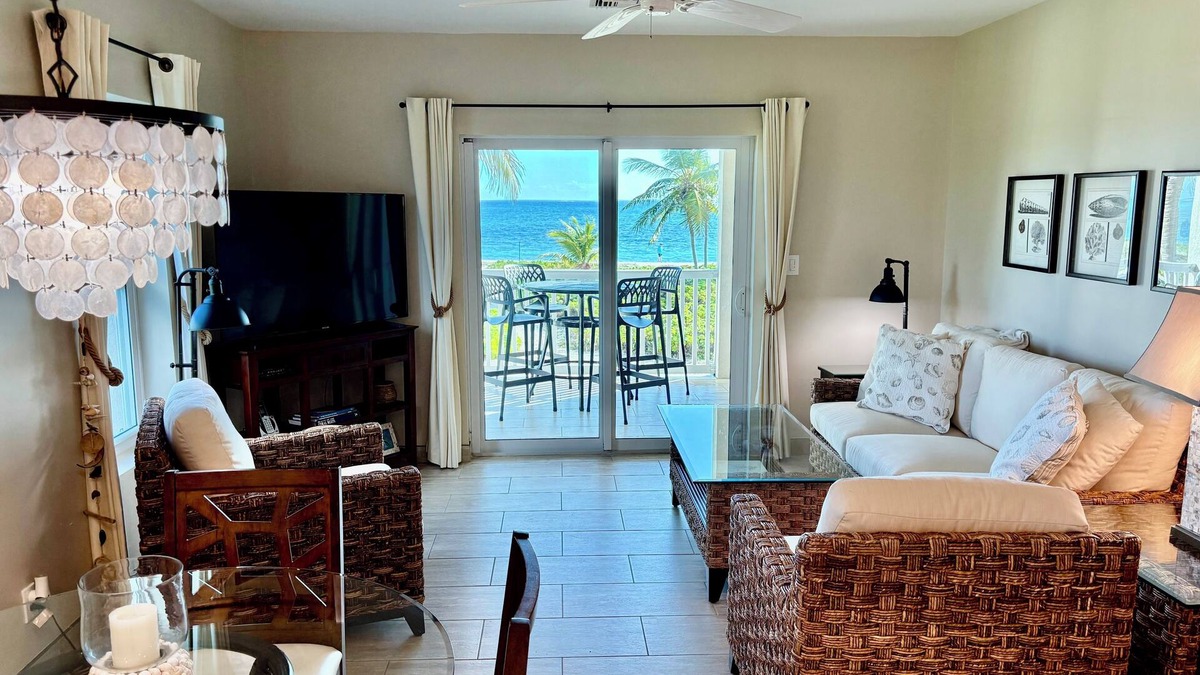 Wheeland Settlement Condo | SEA SONG Direct Oceanfront, 2 Kings, 2Bath, Beautiful Ocean Views!