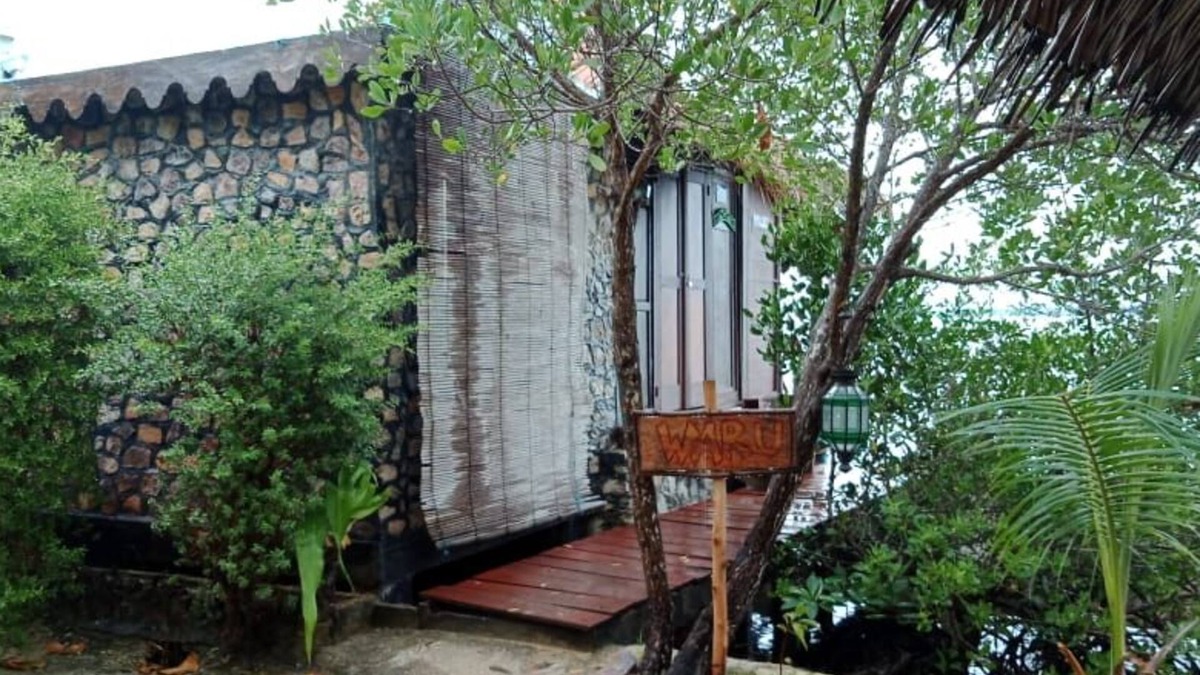 Karimun Jawa Cabin | Sea Terrace Joglo - Waru Cottage