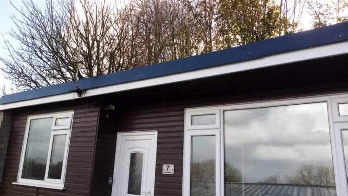 Bucks Cross Ski Chalet | Sea Valley Chalet, Bideford Bay