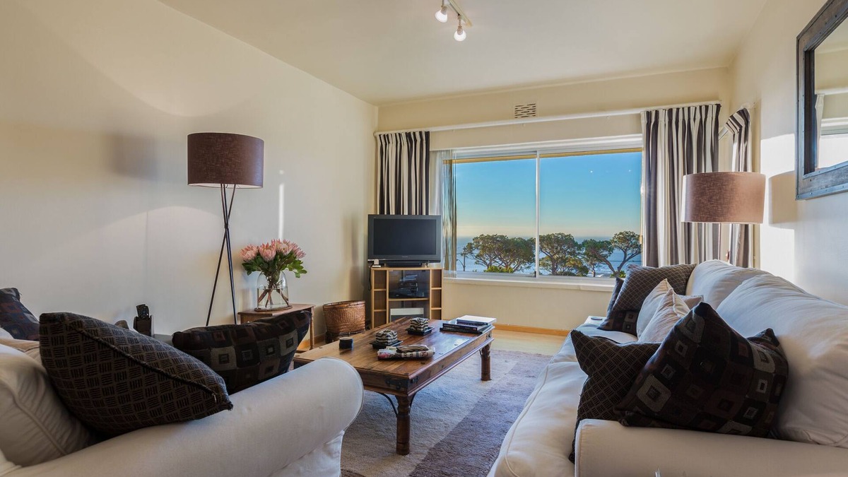Camps Bay Apartment | Sea View 10 Monte Carlo Camps Bay