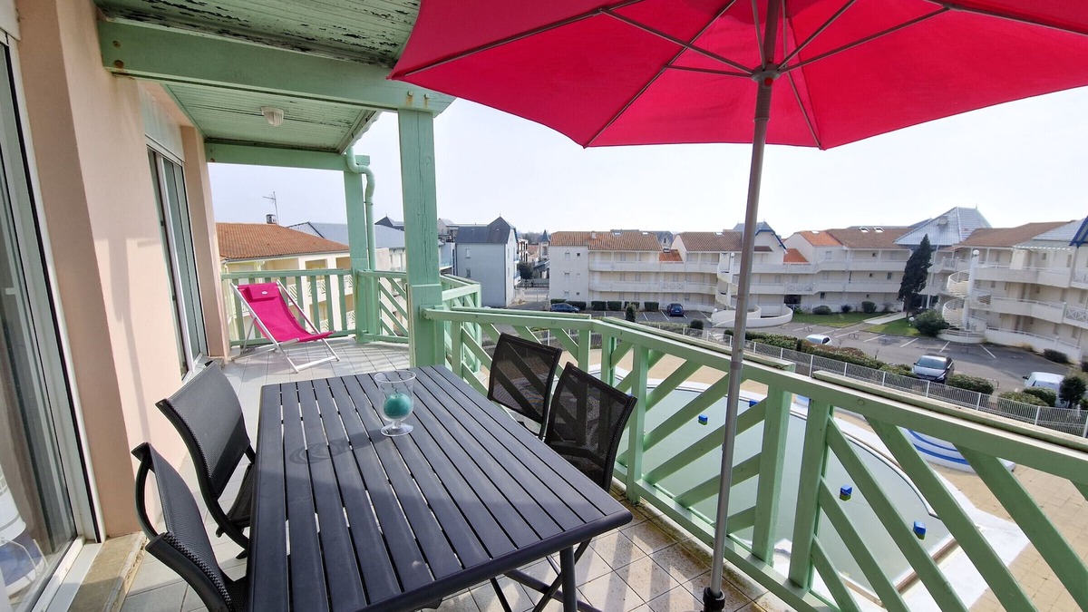 Quartier du Casino Apartment | Sea View Apartment with Pool & Tennis Court, 2BR, 6 Guests, Châtelaillon-Plage