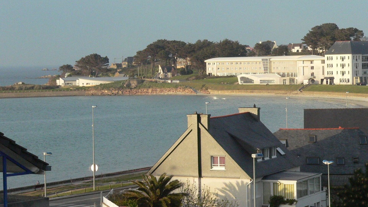 Trevou-Treguignec Apartment | Sea view apartment, 2-4 pers, 50m from the beach, pink granite coast, paimpol bay.