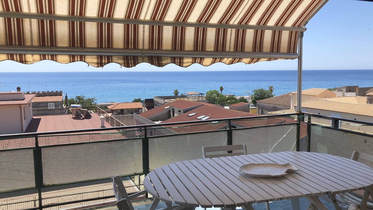 Siderno Marina Apartment | Sea view apartment
