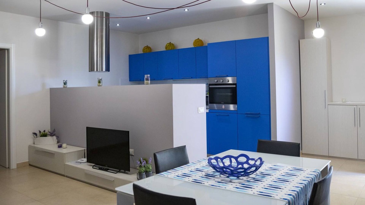 Senigallia Apartment | Sea view apartment in the hills in Senigallia with balcony