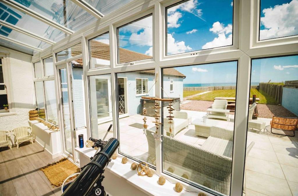 Walcott House | Sea View Beachfront House