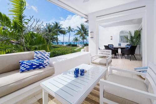Porters Apartment | Sea View - Glitter Bay