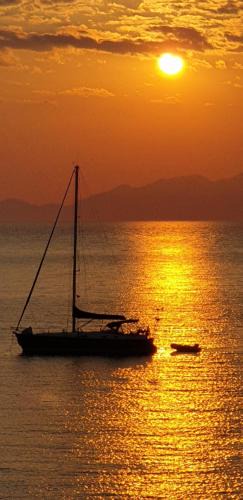 Archangelos Apartment | Sea View Holiday House
