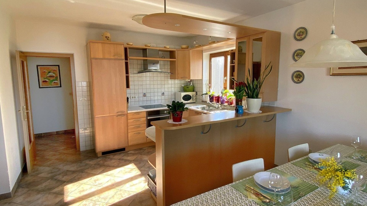 Sveti Peter Apartment | Sea View Istrian Countryside Apartment