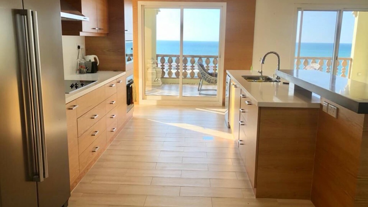 Al Hamra Village Apartment | Sea view large 3 bedroom 'Escape Artist' Apt.