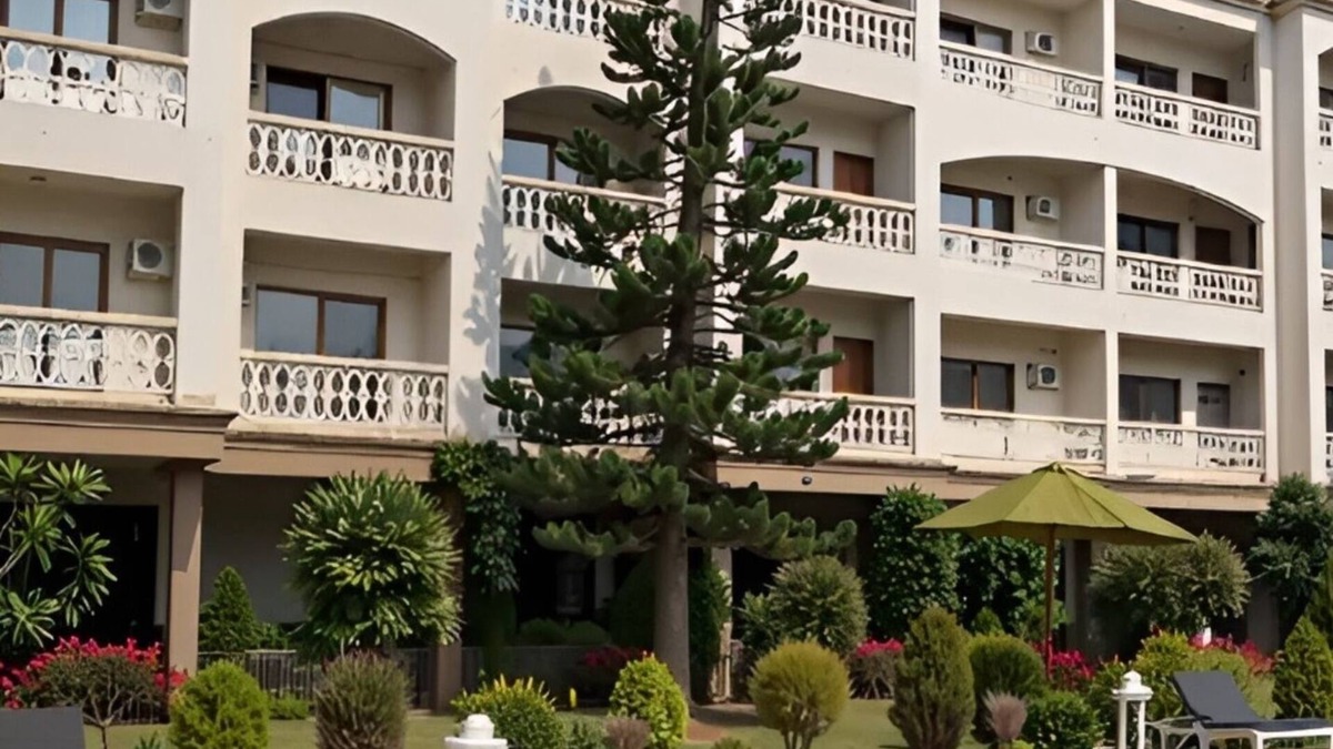 Dona Paula Apartment | Sea View, Luxury 2BHK Apartment, Dona Paula with AC, WiFi