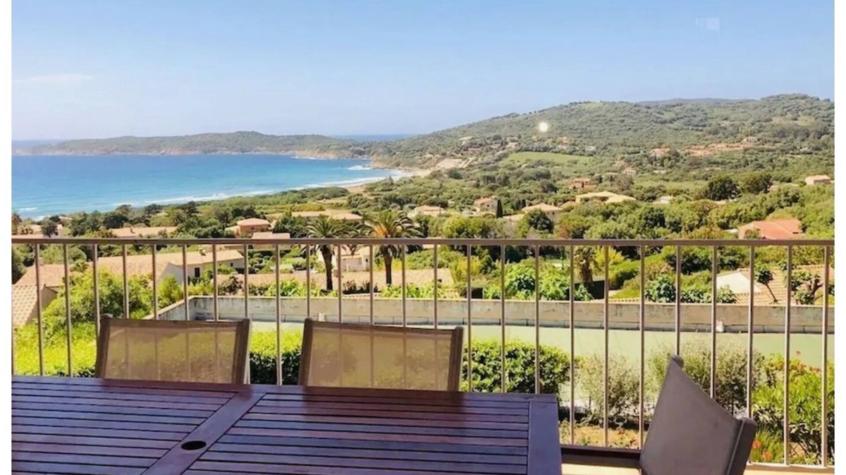 Cargese Apartment | Sea view. Luxury residence in a flowered park. 3 STARS