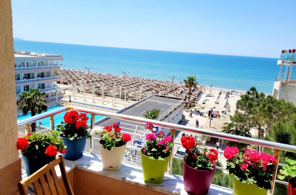 Golem Apartment | Sea View New Apartment
