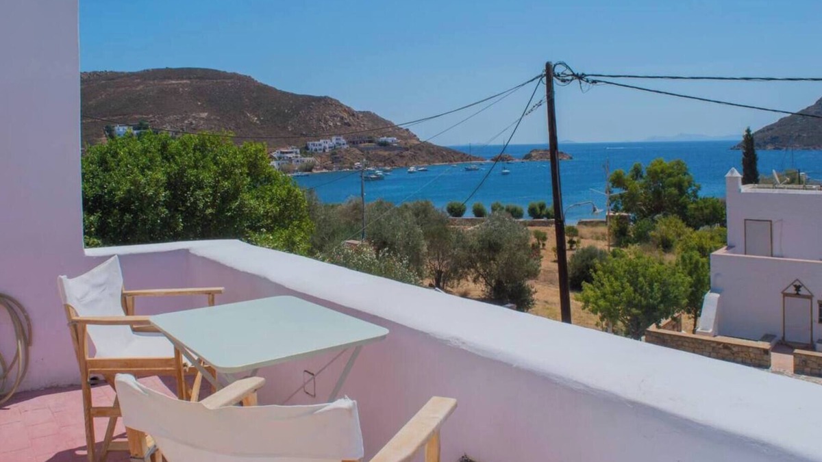 Grikos Apartment | Sea View Patmos 2 Bd Flat with Balcony