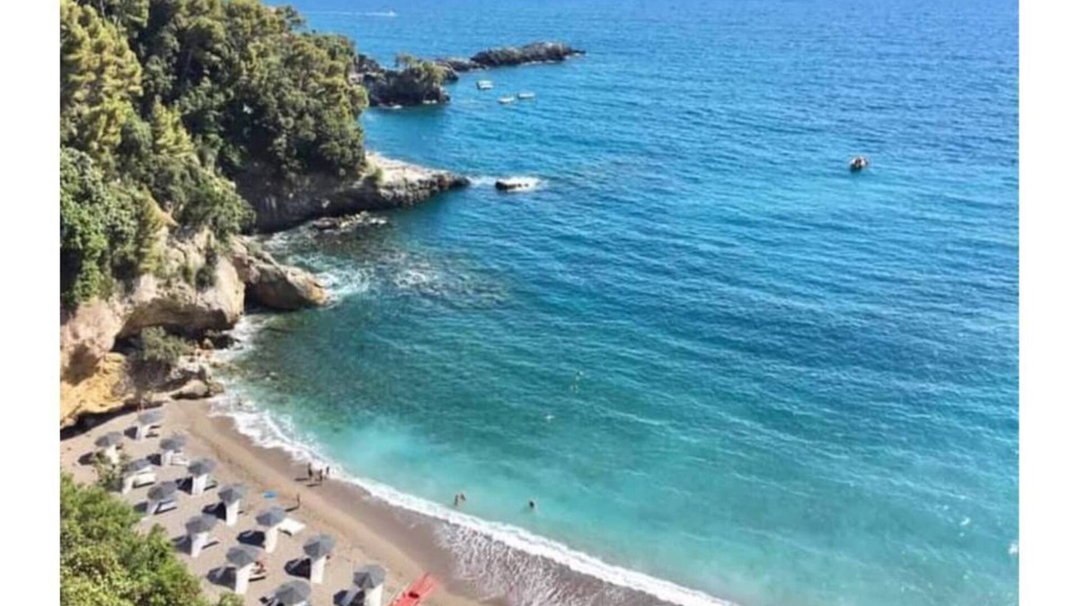 Pitelli House | Sea view studio apartment with terrace and garden near Lerici and Cinque Terre