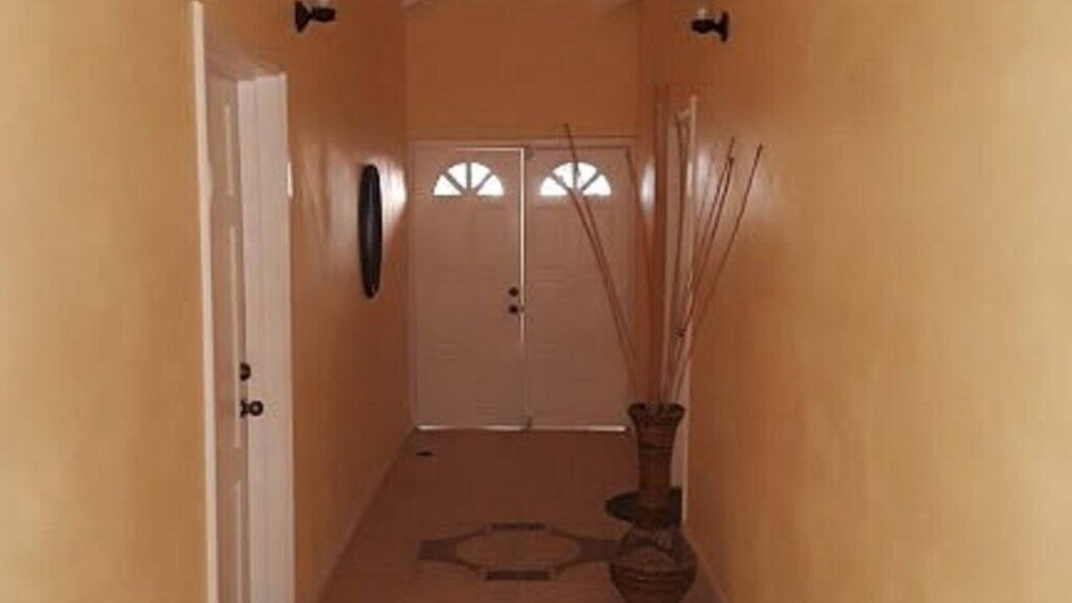 Laborie Apartment | Sea View Studio Apartment 1 Minute Away From the Beach