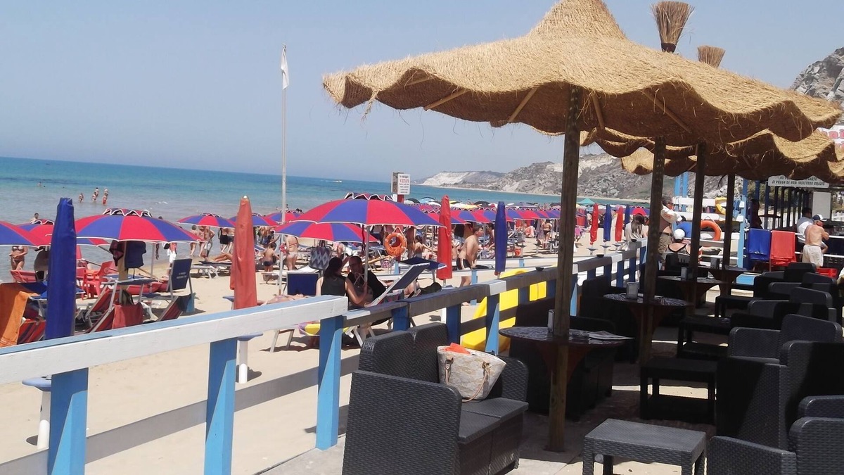 Siculiana Marina Apartment | SEA VIEW TERRACE 18KM FROM AGRIGENTO AND 12 FROM THE SCALA DEI TURCHI.WI-FI