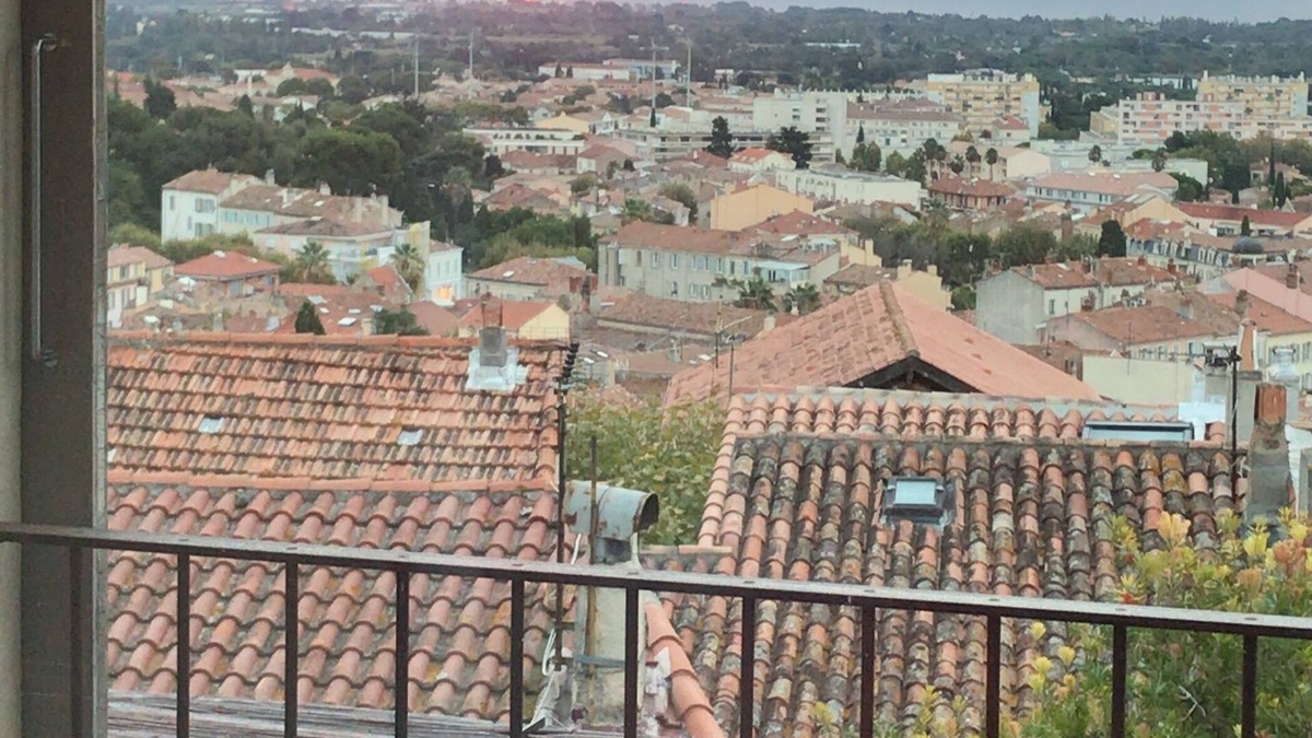 Hyeres City Centre House | Sea view-Villa d'architecte/jacuzzi-centre historique Hyères - villa JEANNELINE