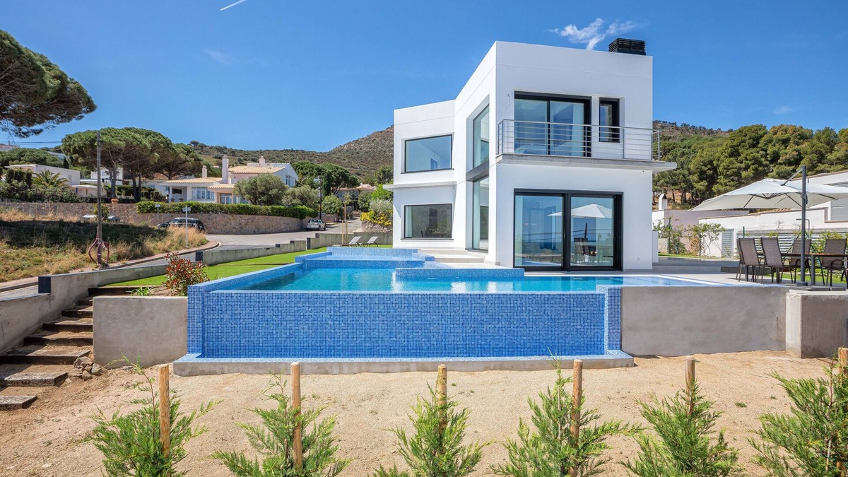 Port de la Selva House | Sea views in "Cap de Creus". Free WIFI. Ideal Families. LUMEN HOUSE.
