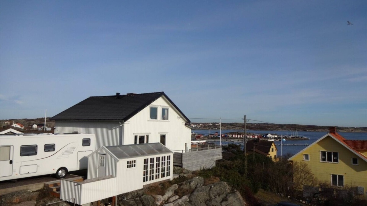 Halso Apartment | Sea views of Hälsö island, the west coast and Gothenburg