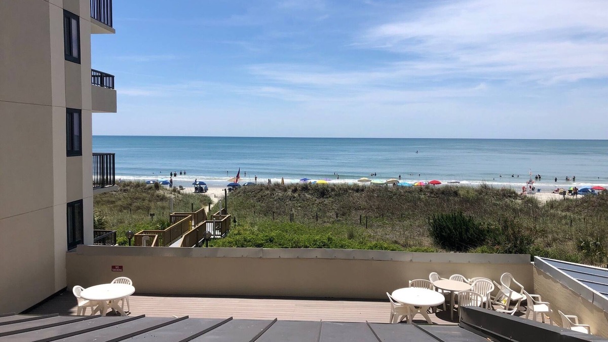 Ash Condo | Sea Winds 207 Ocean Front Charm